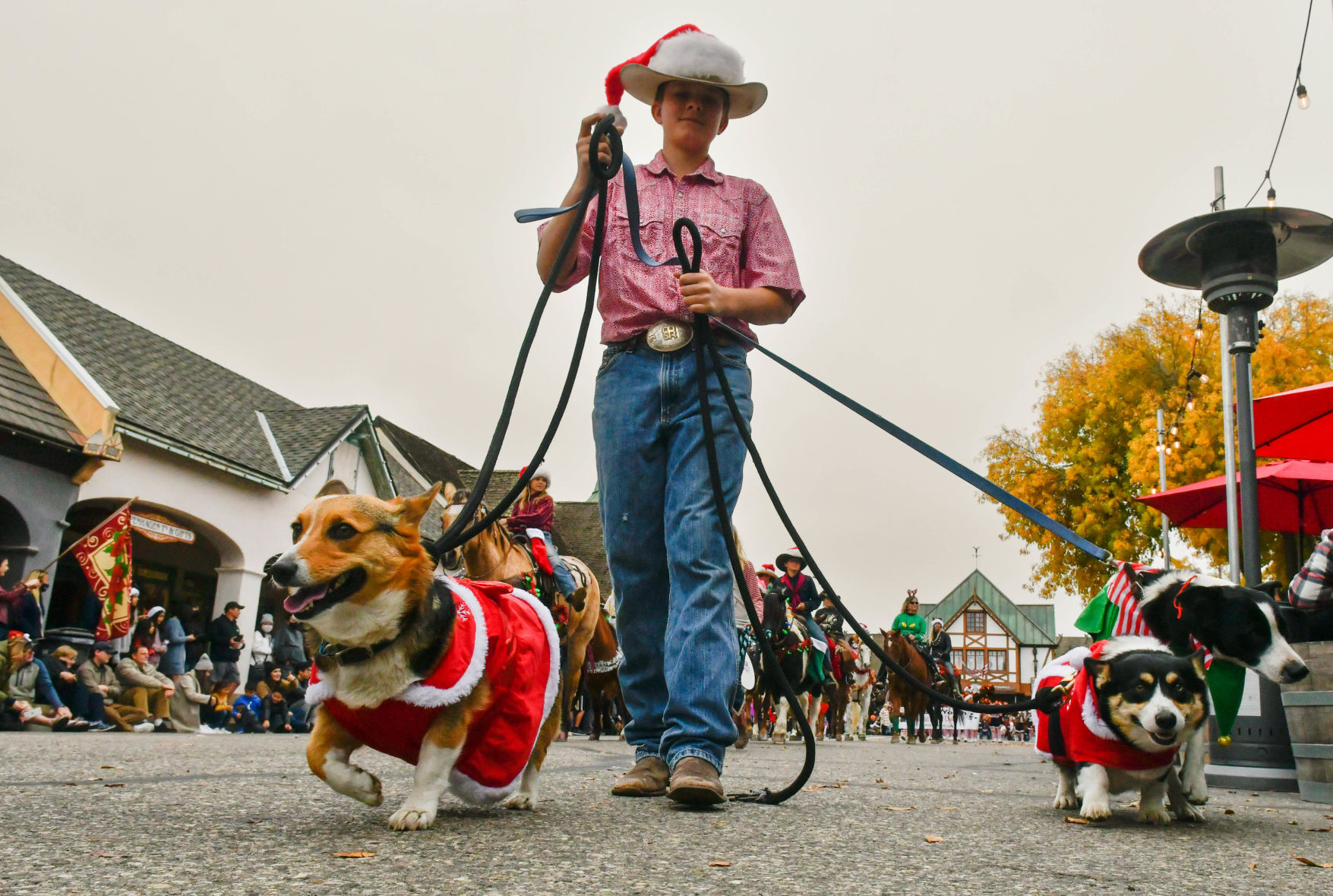 120421 Solvang parade 31.JPG